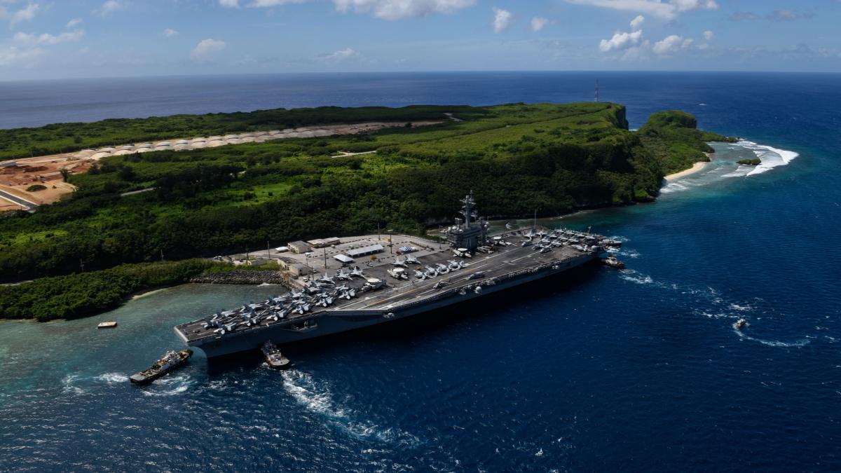 uss_theodore_roosevelt_3200_02059300