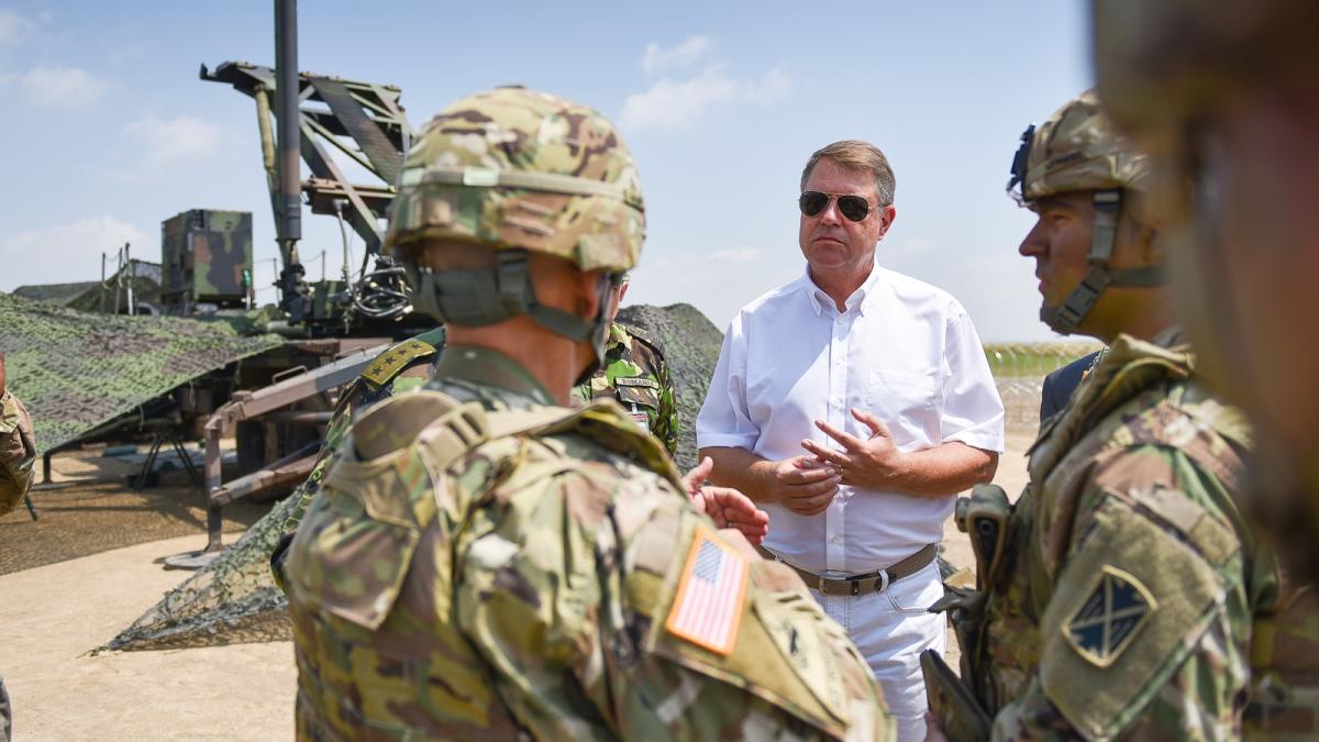 iohannis_kogalniceanu_armata_sua_baza_40227600