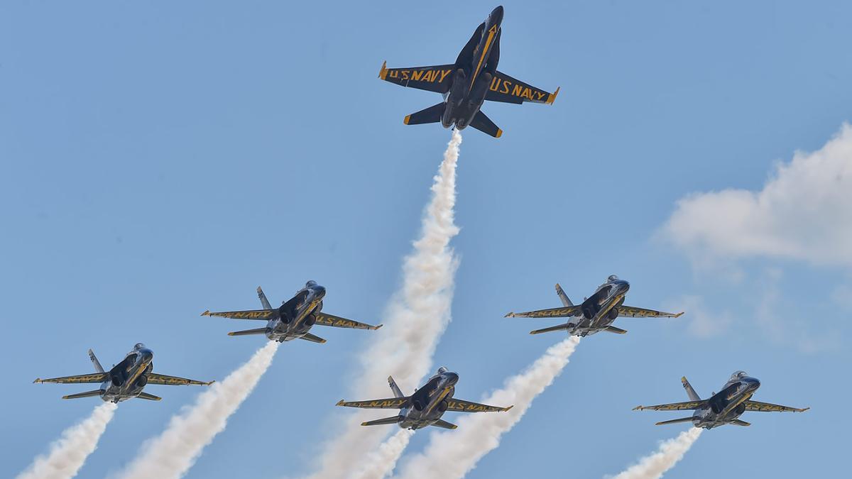 blue_angels_us_navy_53363400