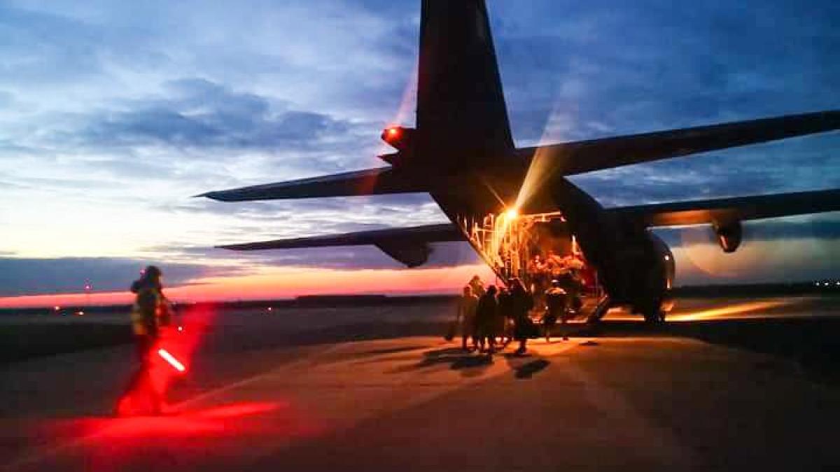 avion_transport_mapn_28898700