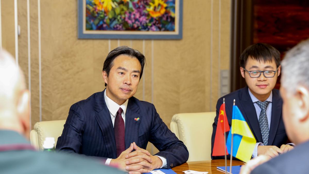 ambasadorul_chinez_du_wei_13648000