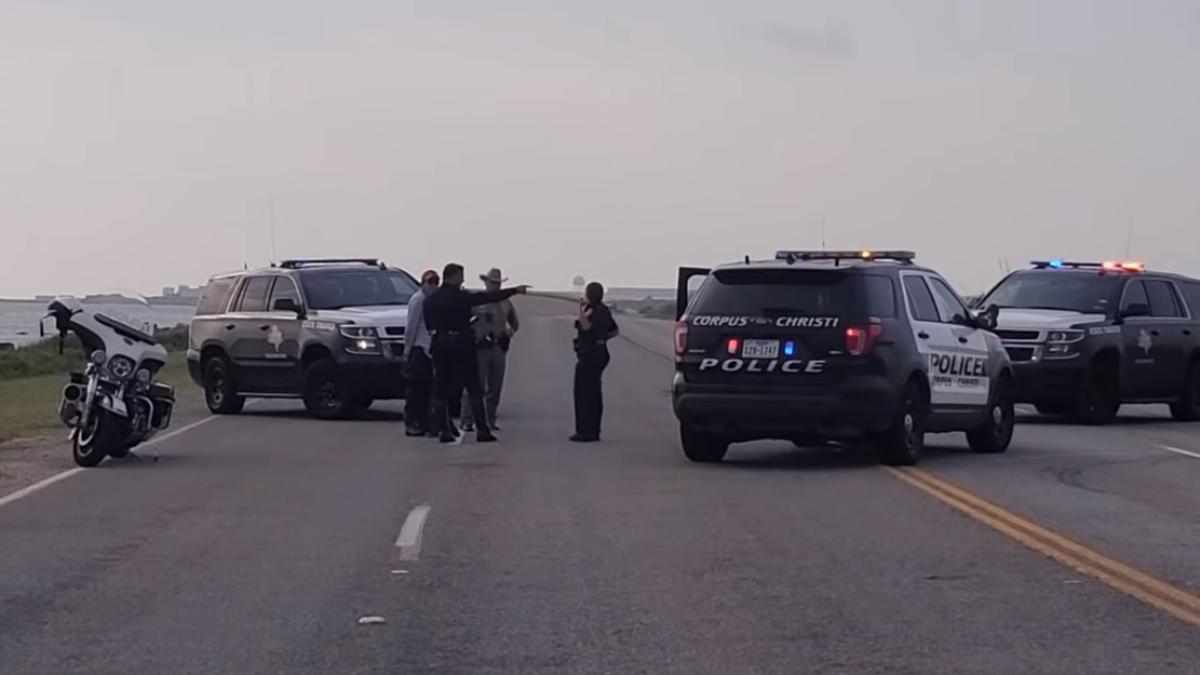 FBI: Atacul de la baza Corpus Christi este un act de terorism - Video