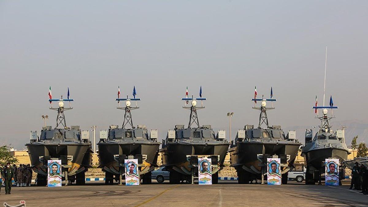 nave_iran_ambarcatiuni_41442400