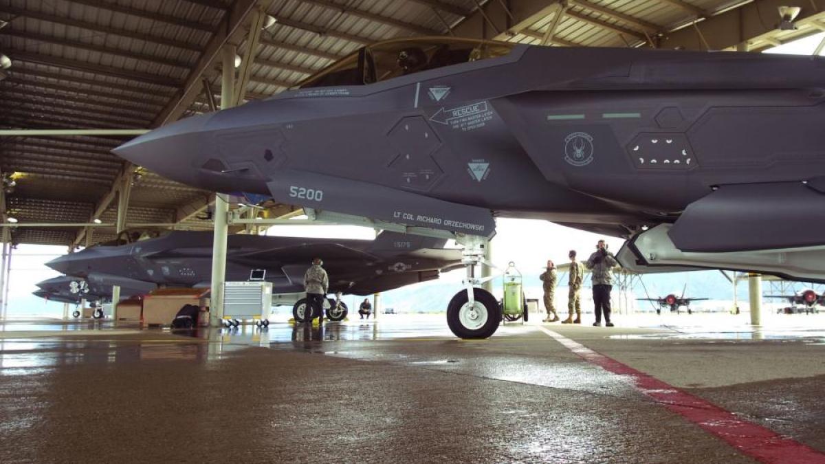 air_force_deploys_f_35_squadron_to_italy_for_exercises_training_51365000