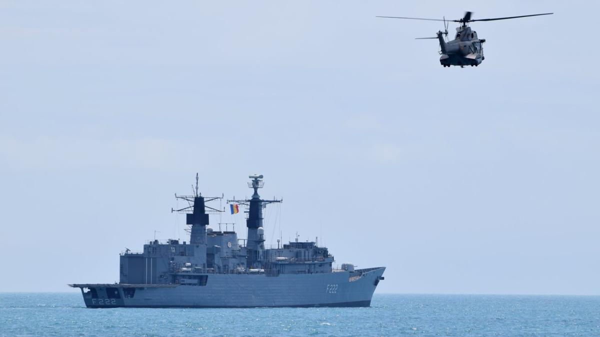 fortele_navale_romana_iar_330_puma_naval_98932500