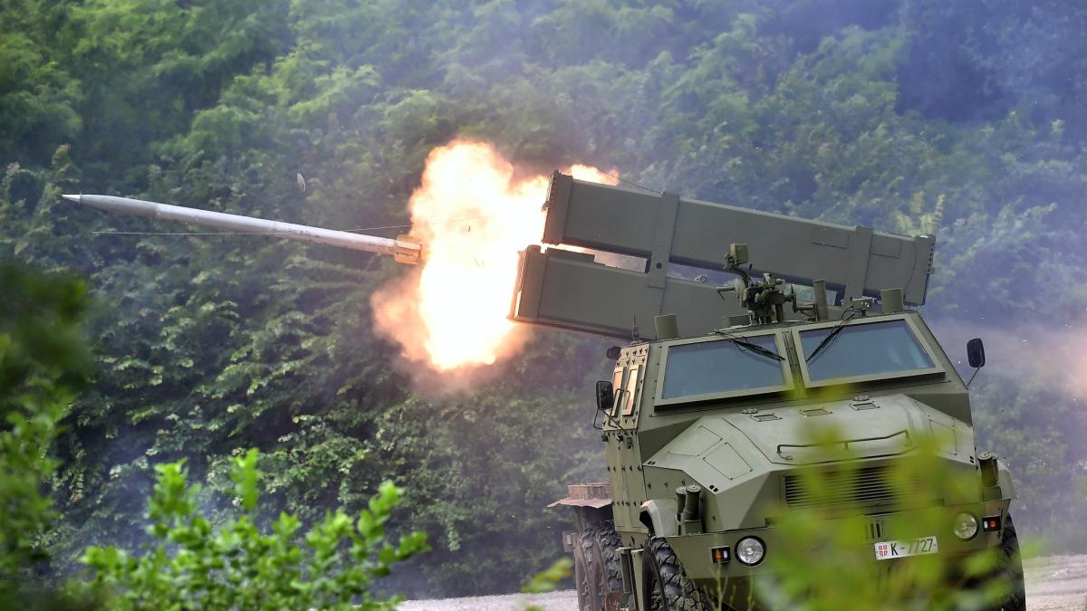 Serbia a efectuat un nou test cu sistemul modular de rachete Oganj (Foto/Video)