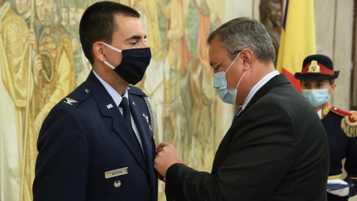 militari_americani_decoratie_07258000