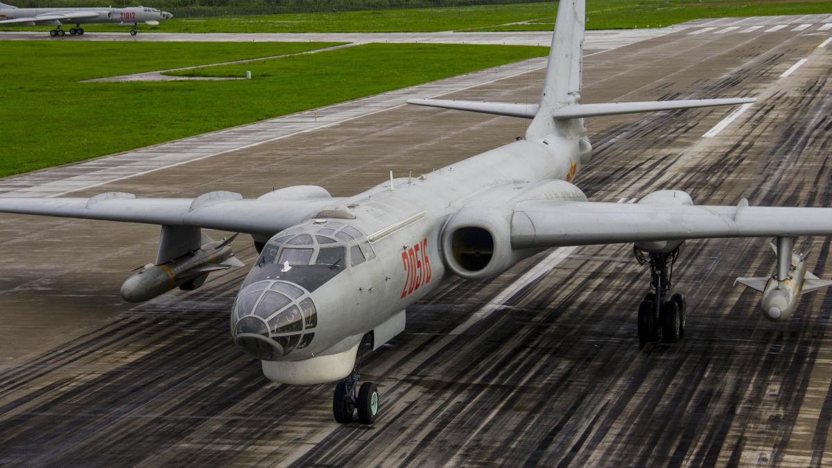 bombardier_h_6_china_02207000