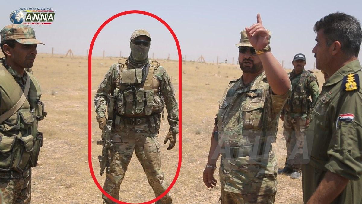 Implicarea Rusiei în războiul din Siria. Generalul sirian Suheil al-Hassan, păzit de un soldat al Forţelor pentru Operaţii Speciale (FOS) ruse 
