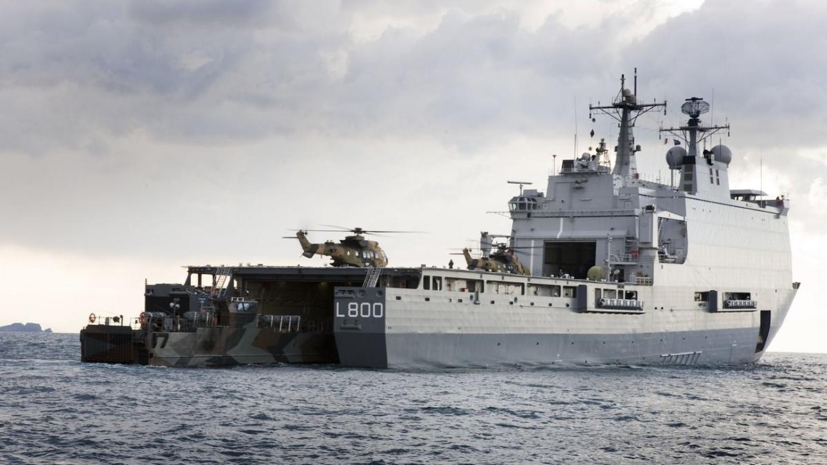 hnlms_rotterdam_olanda_marina_15573100