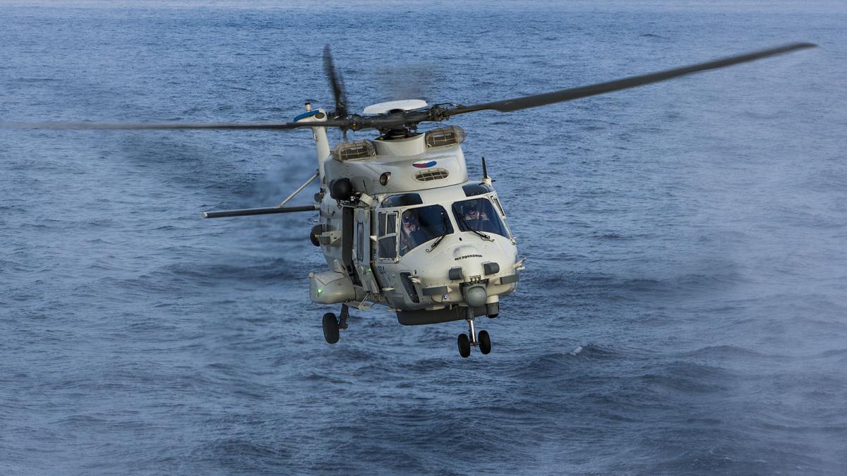 dutch_nh90_helicopter_57935300