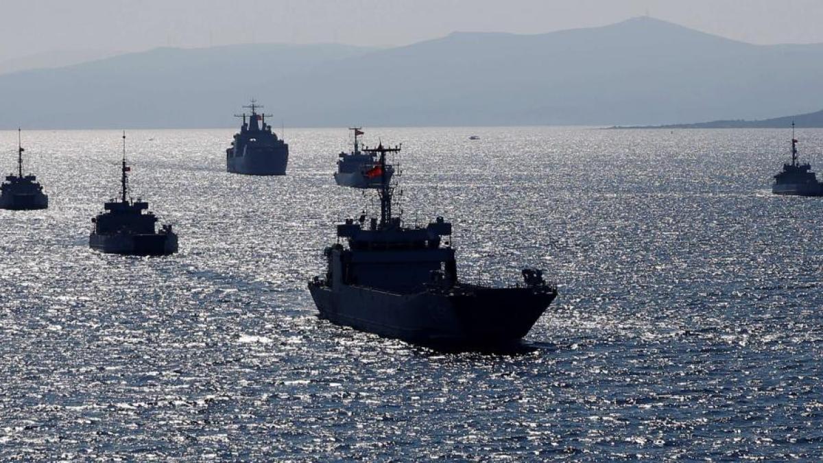 marea_egee_nave_militare_56418100