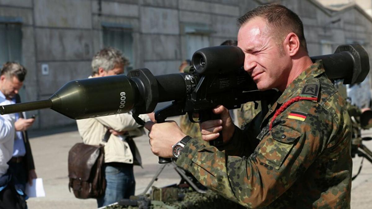 germany_stops_arms_exports_99872700