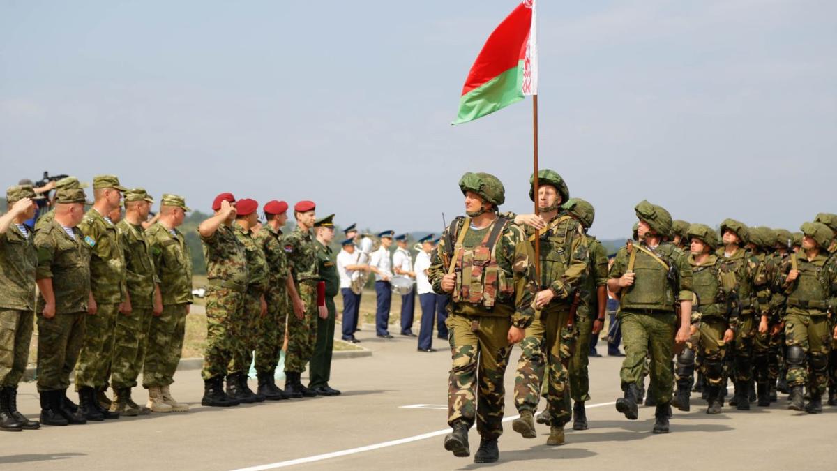 Belarus îşi mobilizează o parte din rezerviști de teama unei intervenții a Rusiei
