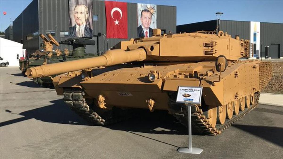 Militarii turci vor primi tancuri Leopard 2A4, echipate cu o nouă armură reactiv-pasivă (Foto/Video)
