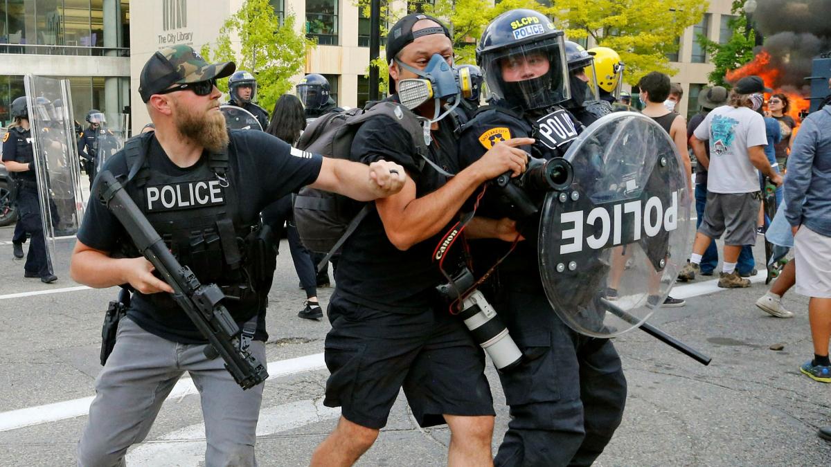 politie_sua_02395000