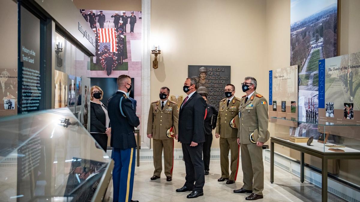 ciuca_vizita_sua_26843400