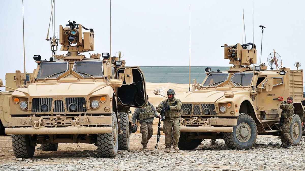 oshkosh_jltv_77659000