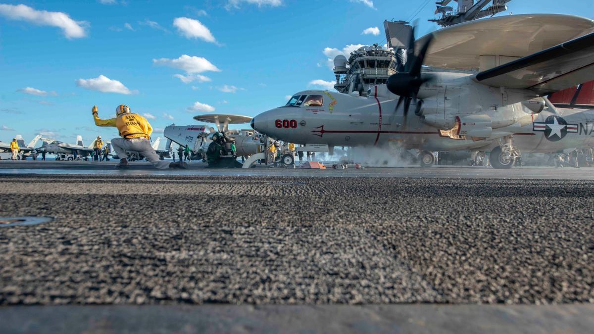 portavionul_uss_ronald_reagan_59084500