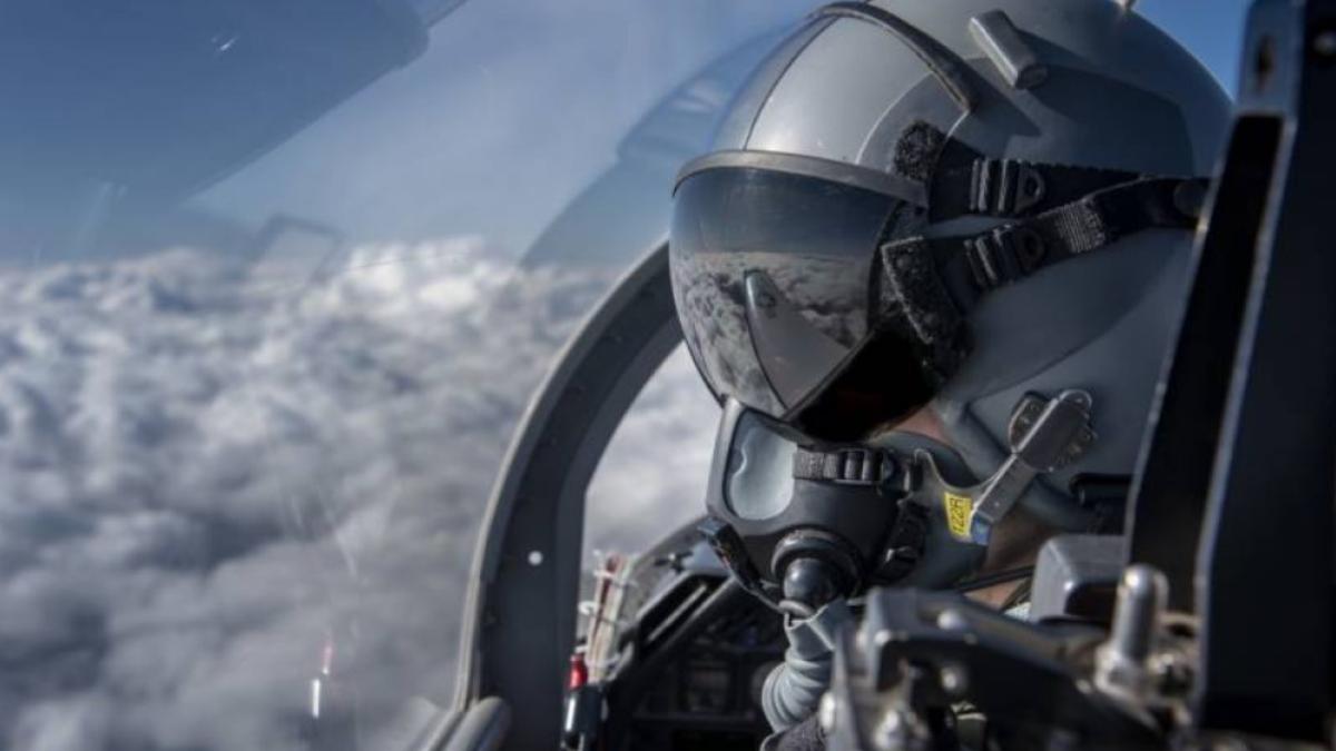 pilot_american_72733000