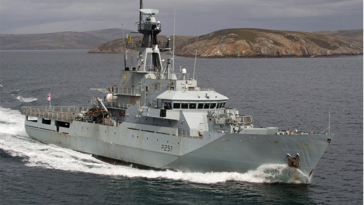 royal_navy_nava_de_patrulare_03977800