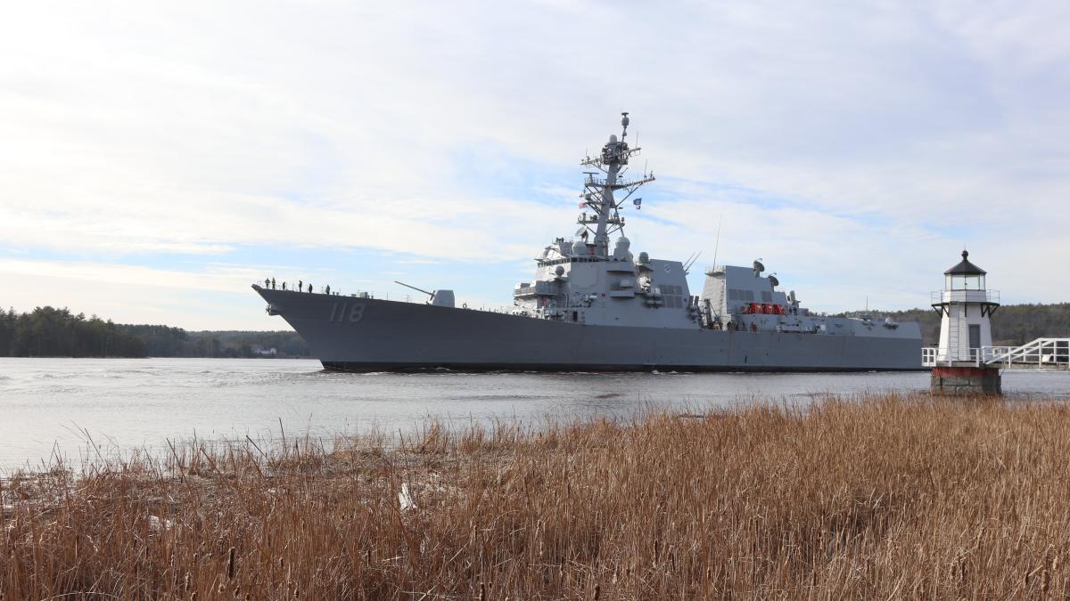 distrugatorul-daniel-inouye_11308100