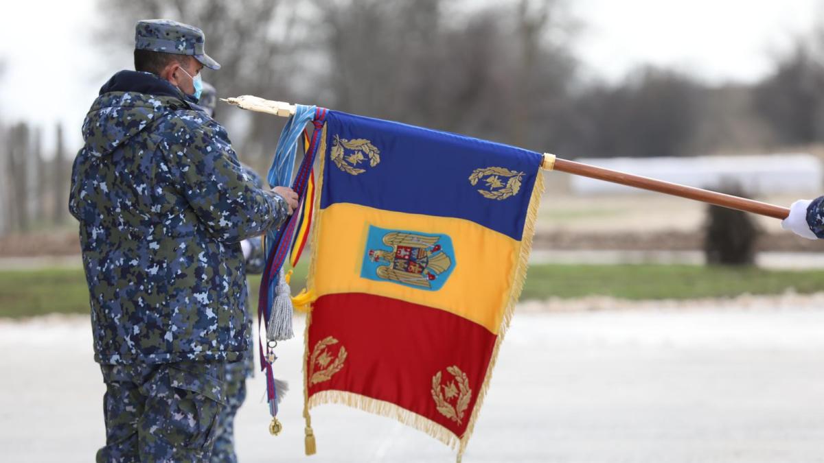 decorare-drapel-lupta-cniapaa2_23623900