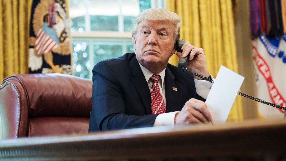 donald_trump_telefon_63059500