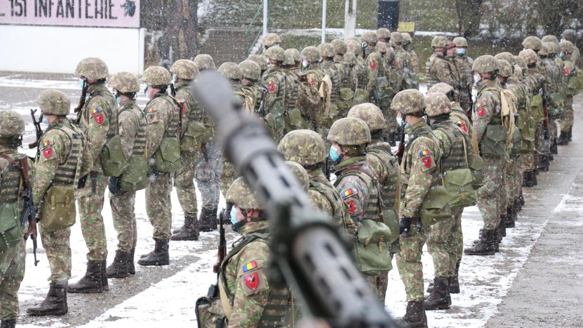 armata-romana-militari-soldati_15705300