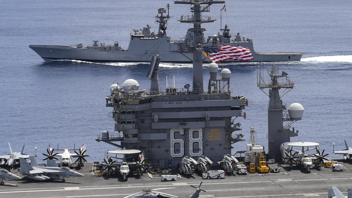 portavionul_uss_nimitz_70555500