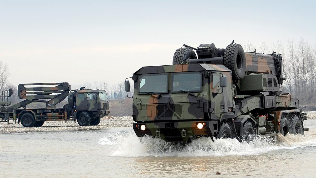 Mai construim camioane militare în România? Viorel Manole: Am mari rezerve. Industria românească nu a fost contactată