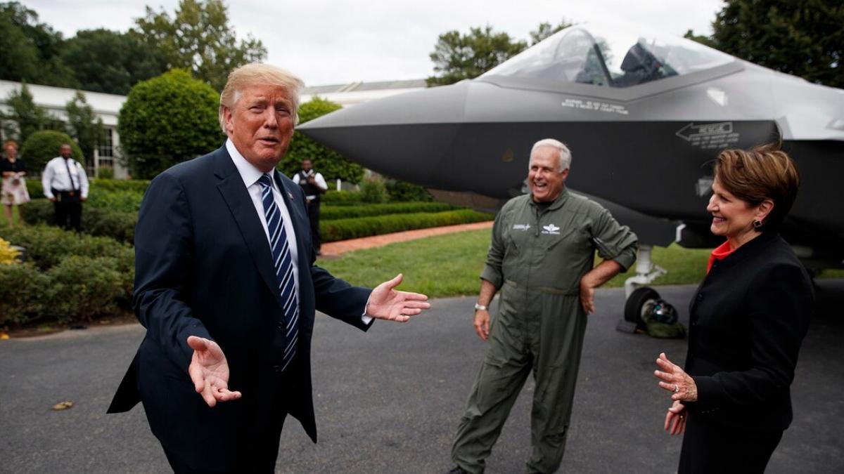 donal-trump-avion-f-35_76860700