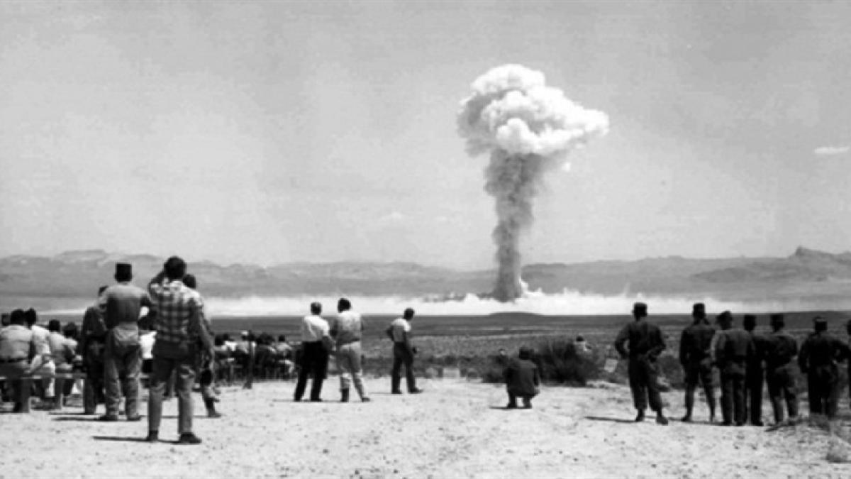 gerboise-bleue-franta-test-nuclear_55960900