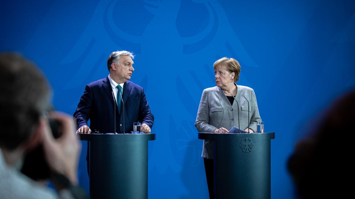 viktor-orban-angela-merkel-ungaria_09087500
