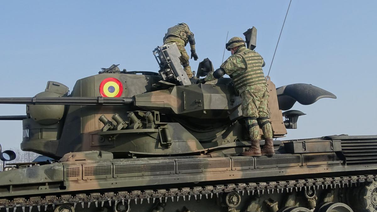 Analiză a Forțelor Terestre Române. Generalul (r.) Virgil Bălăceanu, interviu |  'Punctul militar'