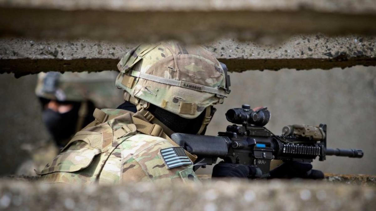 colt-m4a1-us-army-armata-sua_42690300