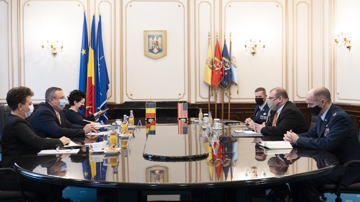 nicolae-ciuca-si-david-muniz_21836400