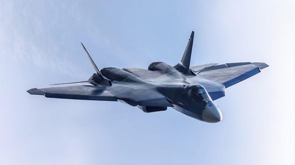 Rusia publică imagini rare cu testarea armamentului de pe Su-57 (Video)