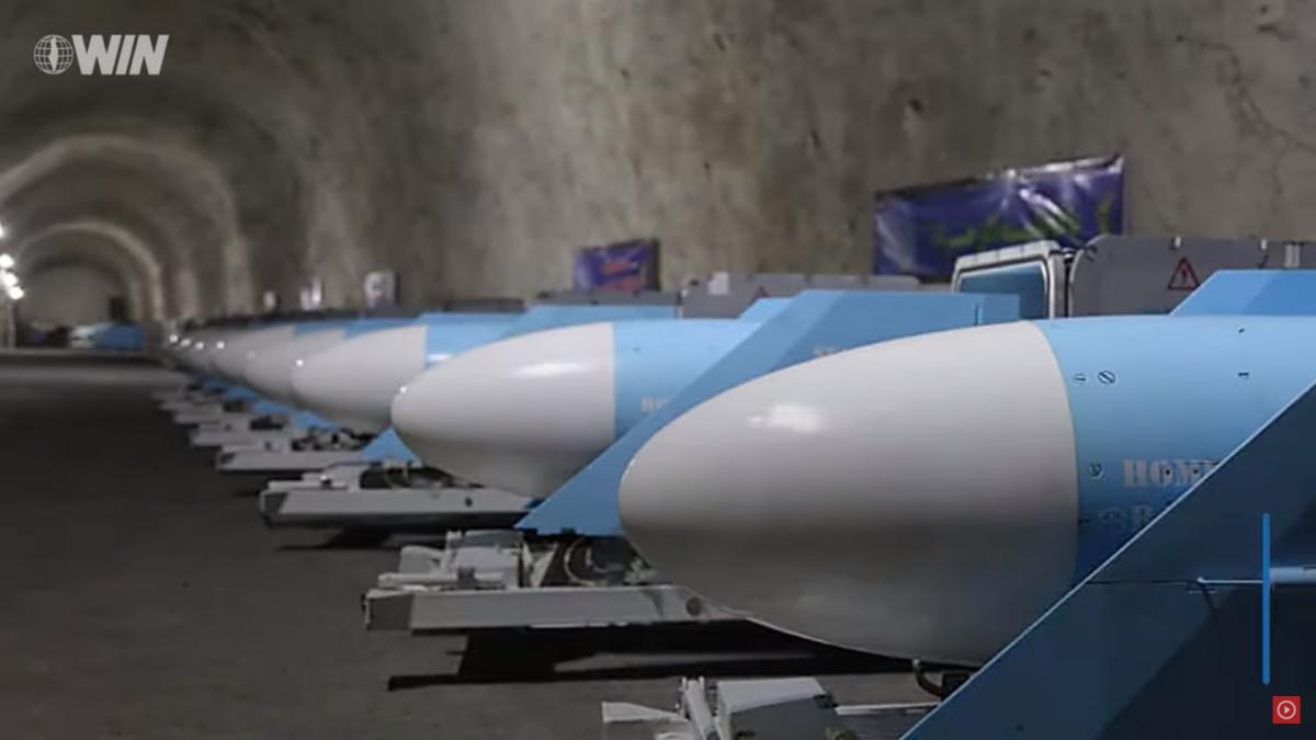 Iranul a difuzat imagini ale unei baze a Gardienilor Revoluţiei, descrisă ca un ''oraş al rachetelor''