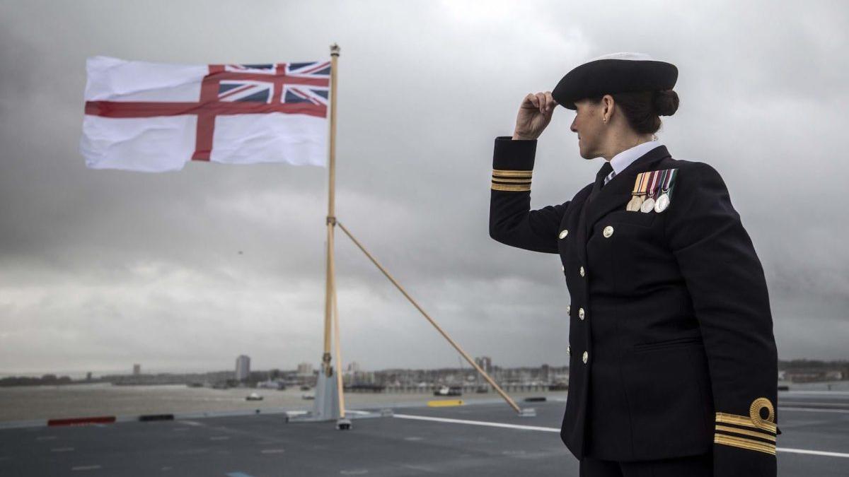 united-kingdom-navy-aircraft-carrier_13694100