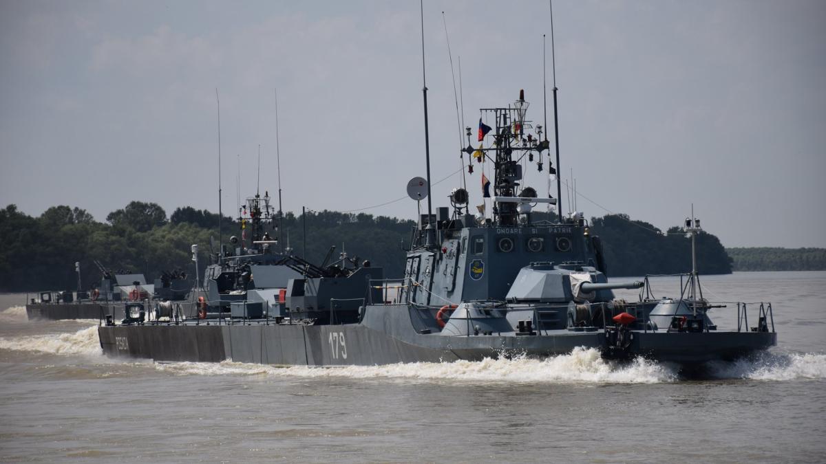 flotila-navala-vedete-blindate_91200600