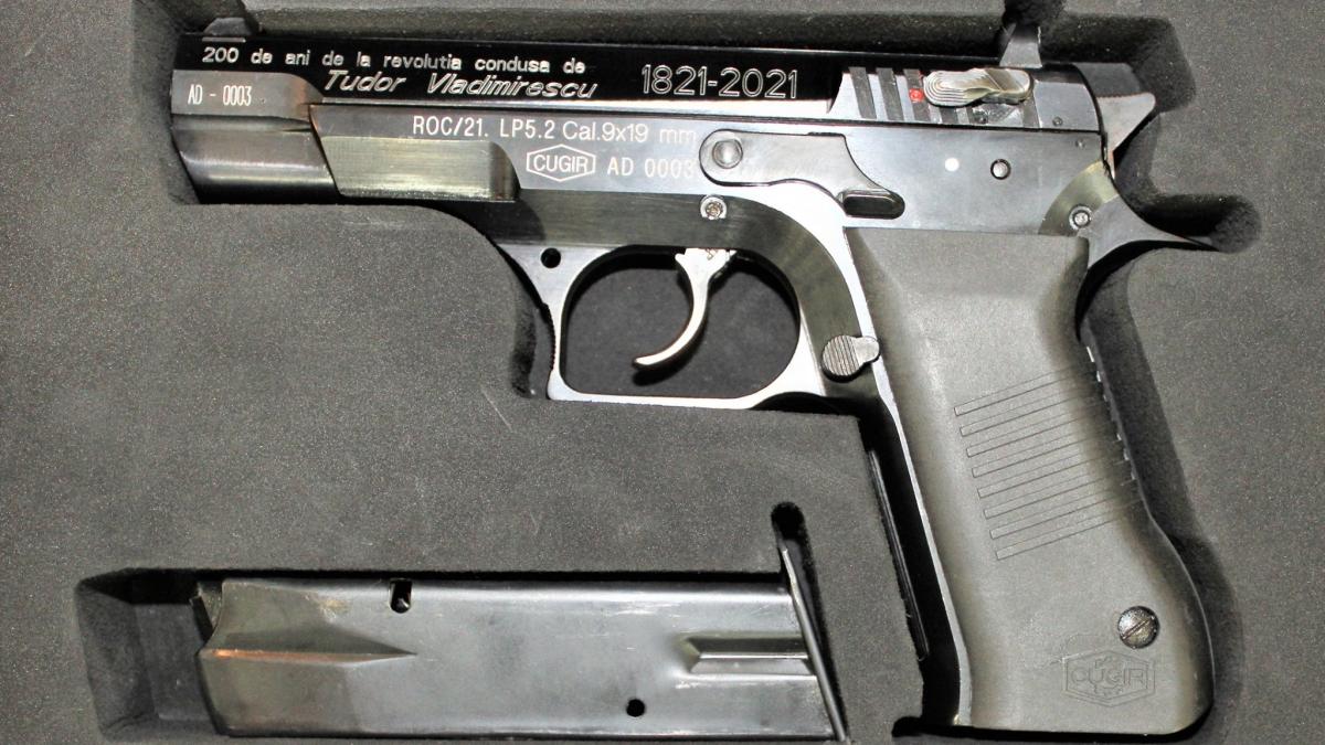 pistol-semiautomat-lp5-2-pandur-editia-tudor-vladimirescu-armata_57699700