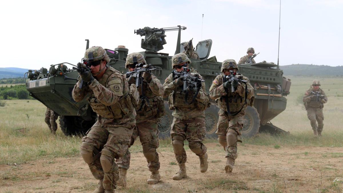 bulgarian---us-army-soldiers_68681100