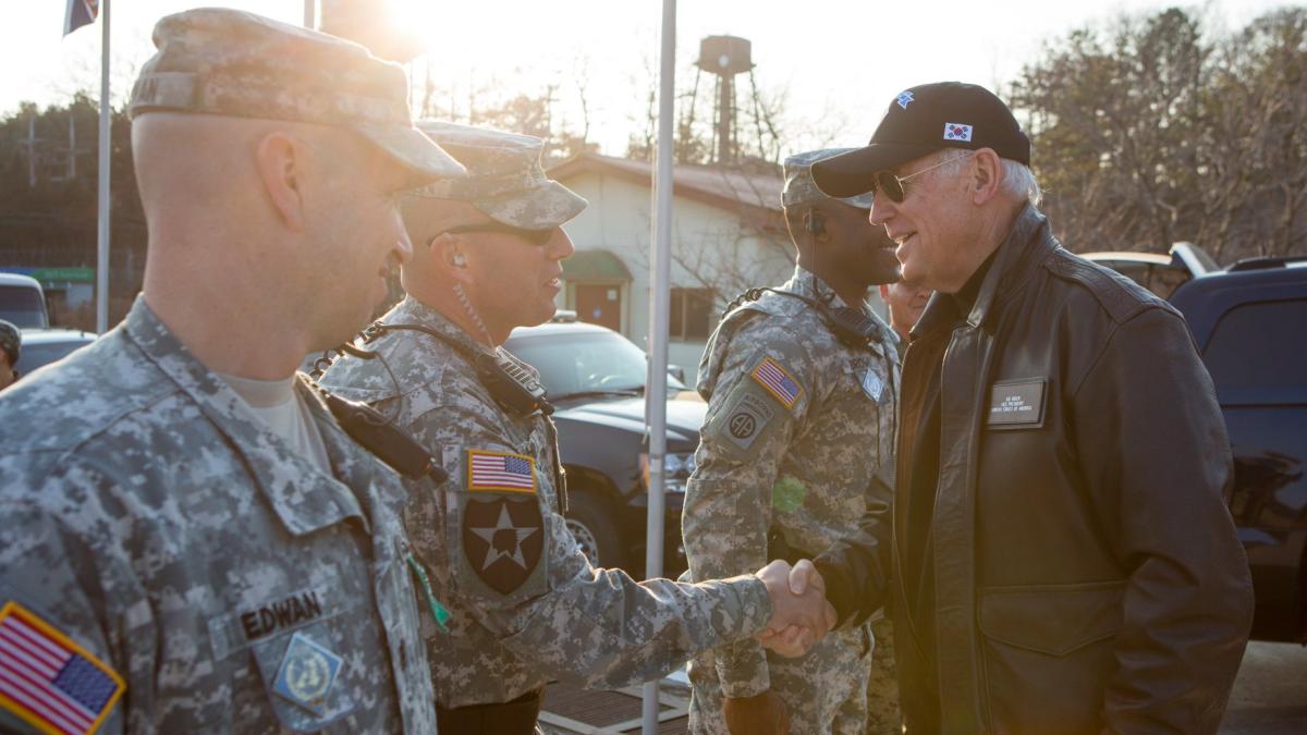 joe_biden_us_army_armata_sua_soldati_08057600