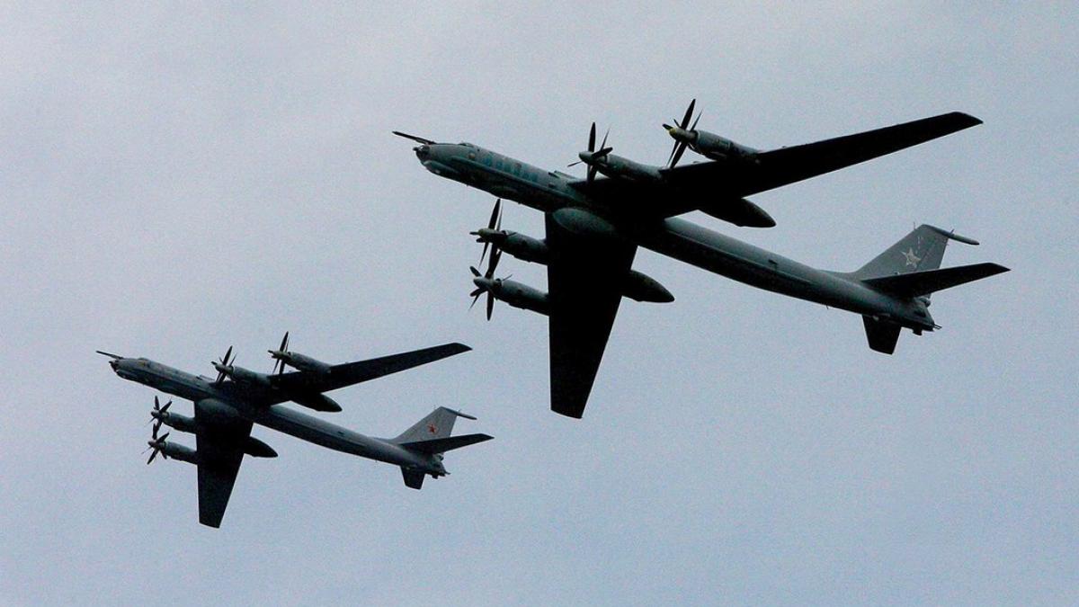 two_russian_tu_142_97691500