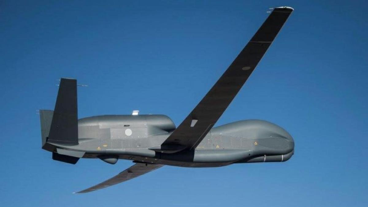 drona-rq-4-global-hawk_55683900