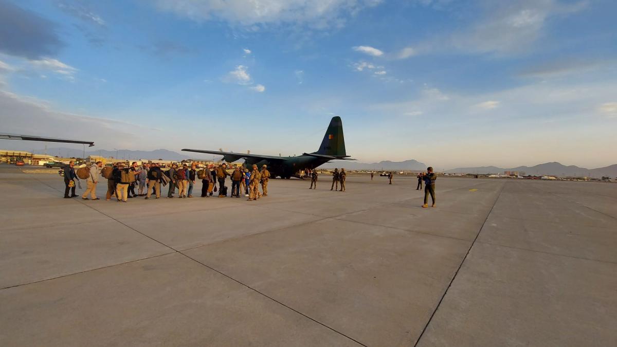 c-130-hercules-romania-evacuare-afganistan_93718700