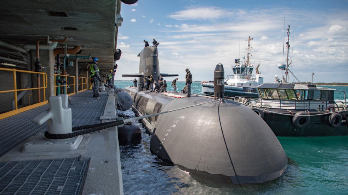 hmas-collins-australia_86956100
