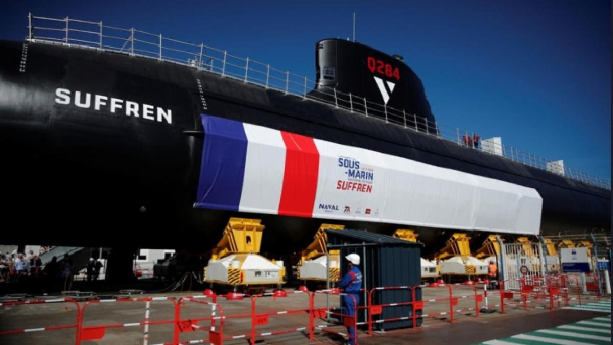 submarin_suffren_franta_05634600_57153500