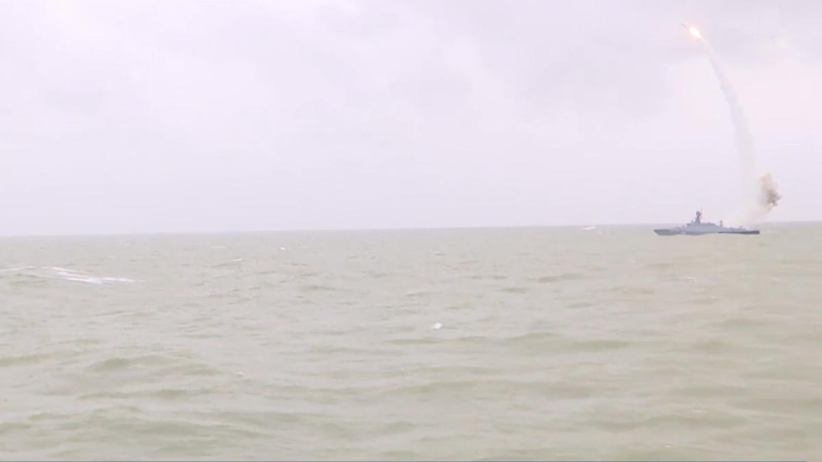 flota-rusa-din-marea-caspica-lasare-rachete_72007800